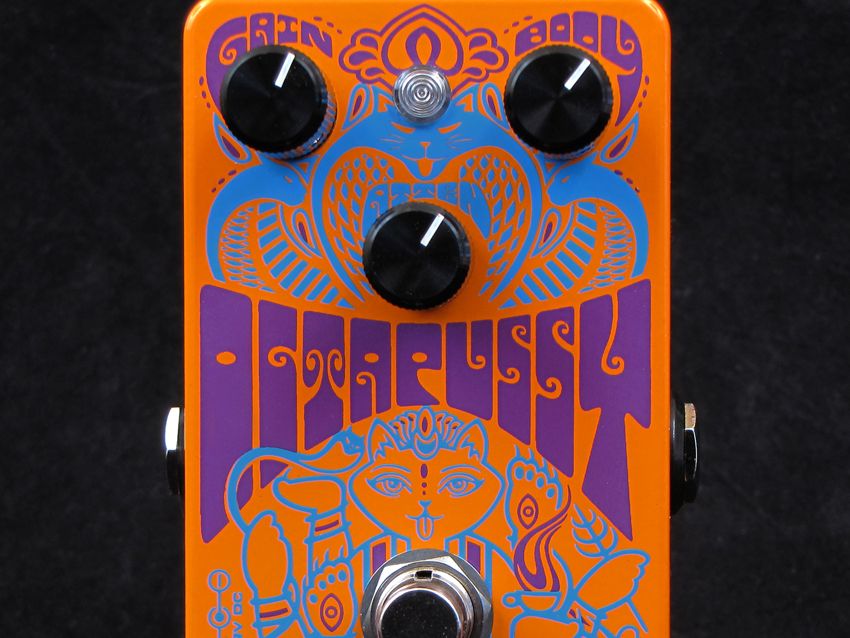 The Catalinbread Octapussy offers delicate octave harmonies to searing fuzz.