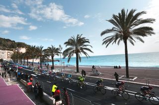 The peloton on the Promenade des Anglais on the final day of Paris-Nice in 2016.