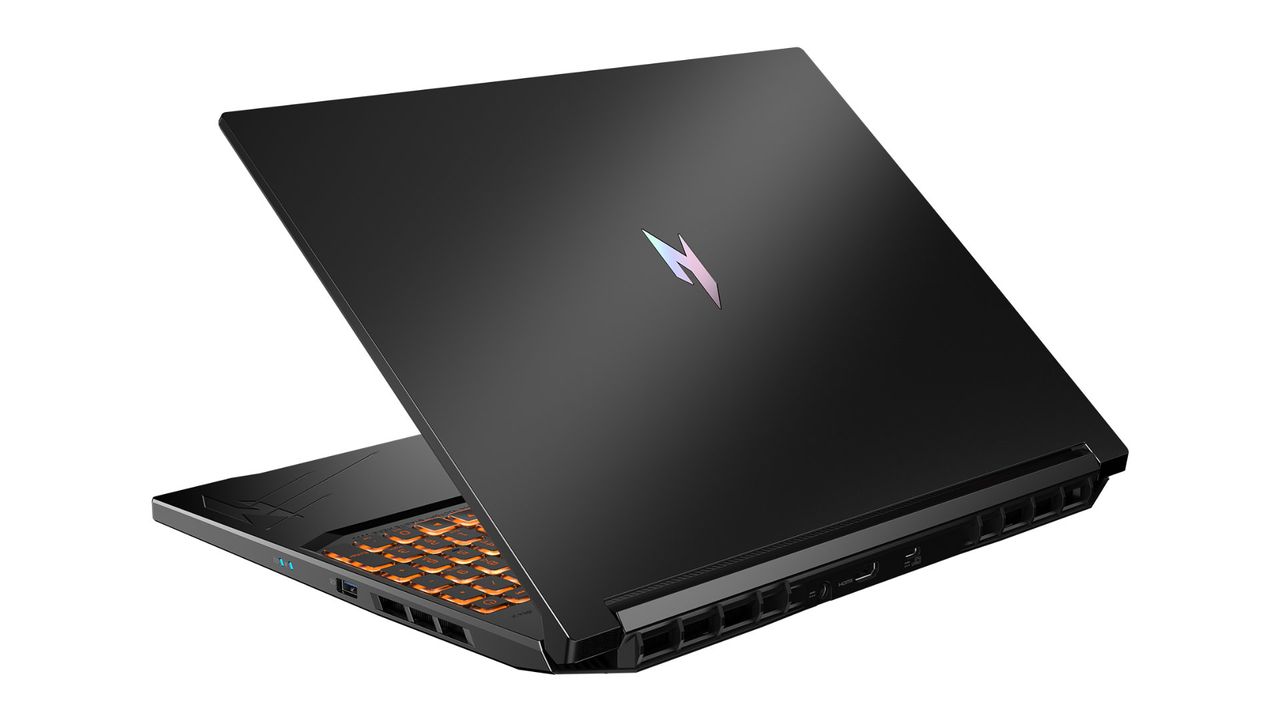 Acer Nitro V16