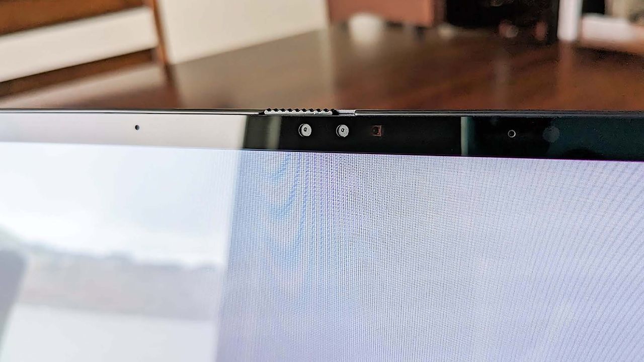 ASUS Zenbook 14 UM3406HA) webcam.