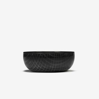 Zuma bowl in black with white mesh pattern