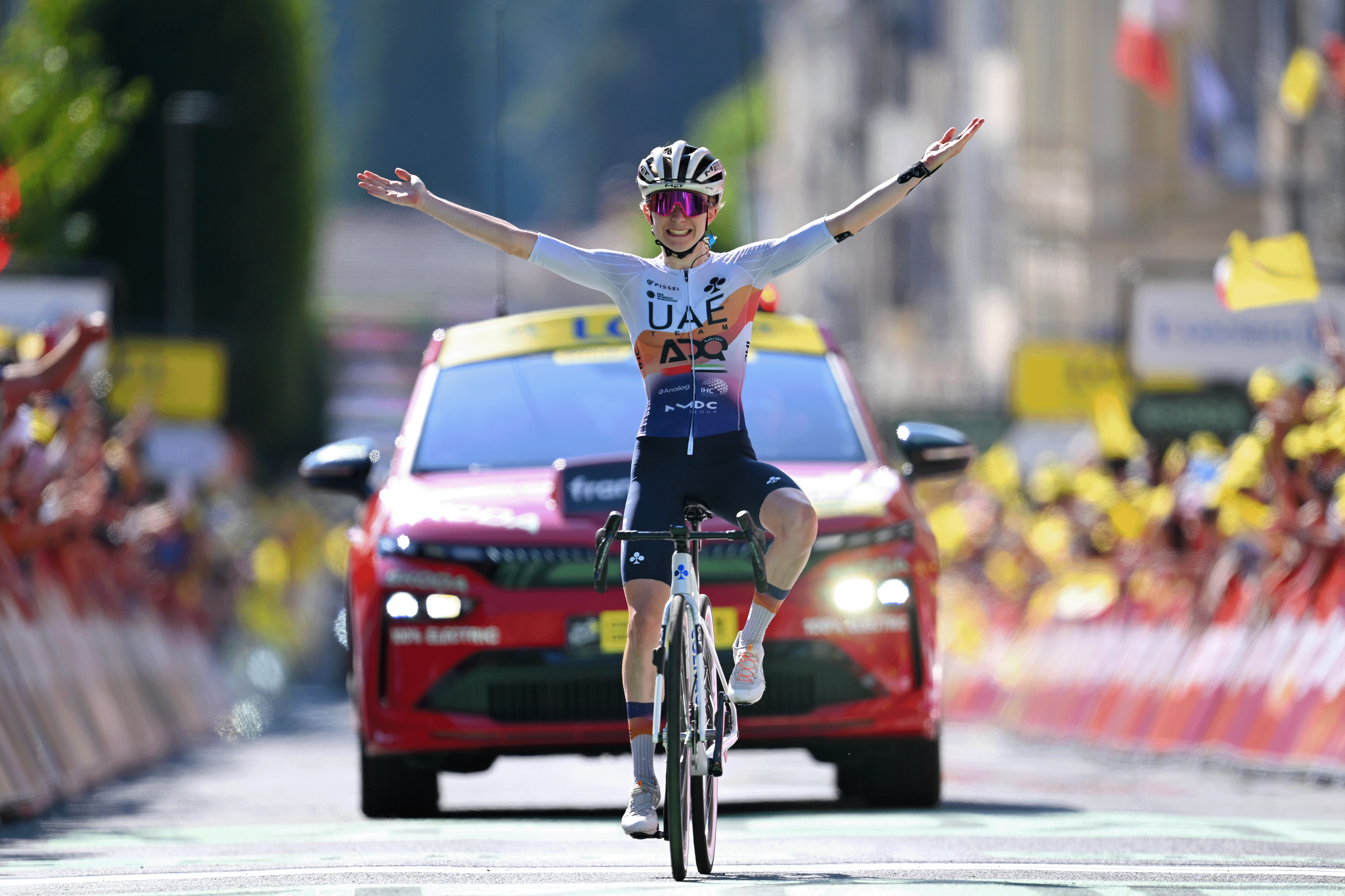 AMBERT, FRANCE - JULY 31: Maeva Squiban of France and UAE Team ADQ celebrates at finish line as stage winner during the 4th Tour de France Femmes 2025, Stage 6 /a 123.7km stage from Clermont-Ferrand to Ambert #UCIWWT / on July 31, 2025 in Ambert, France. (Photo by Tim de Waele/Getty Images)