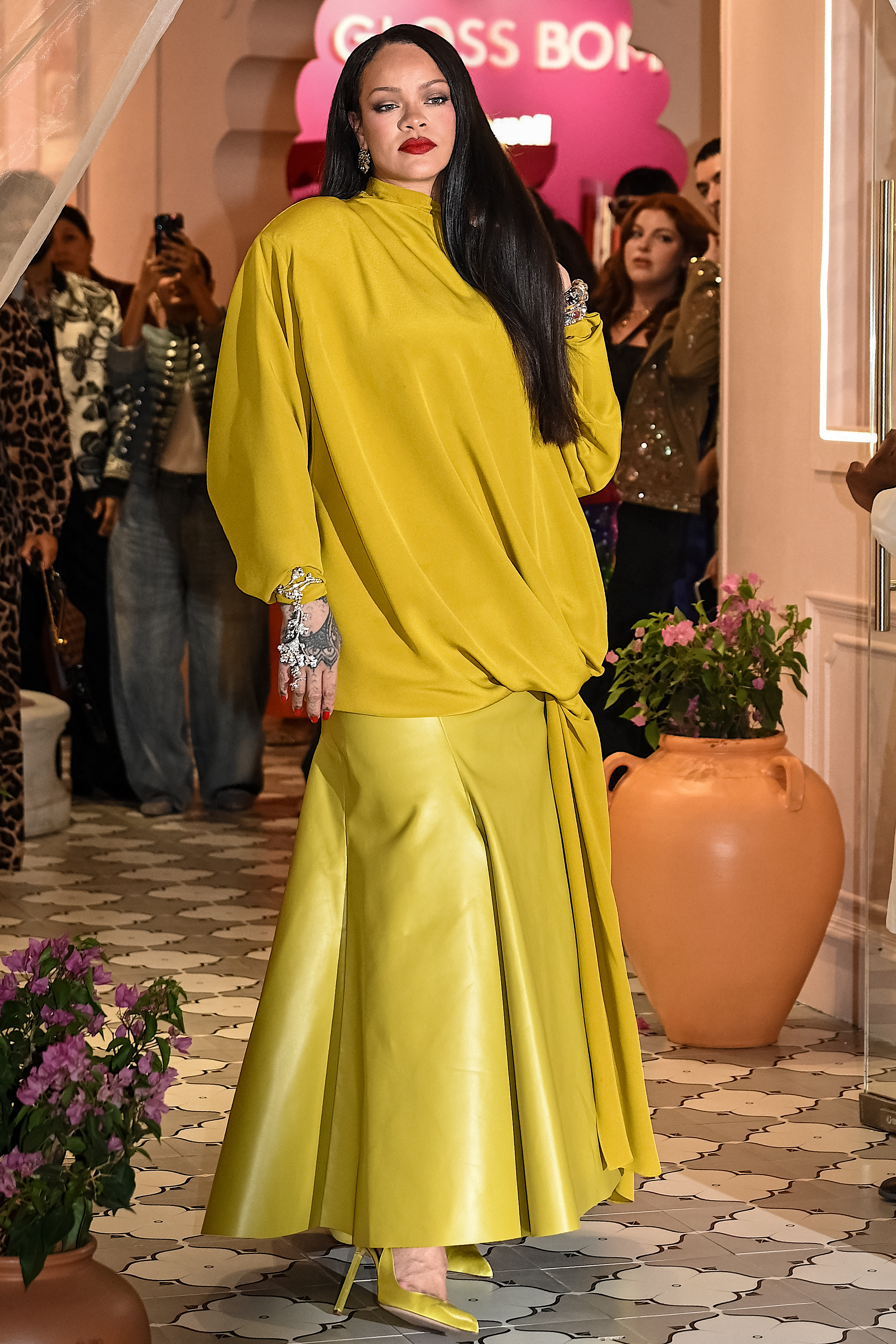 Rihanna Swaps Canary Yellow Mugler for Leather Ala&amp;iuml;a in Mumbai at Fenty launch