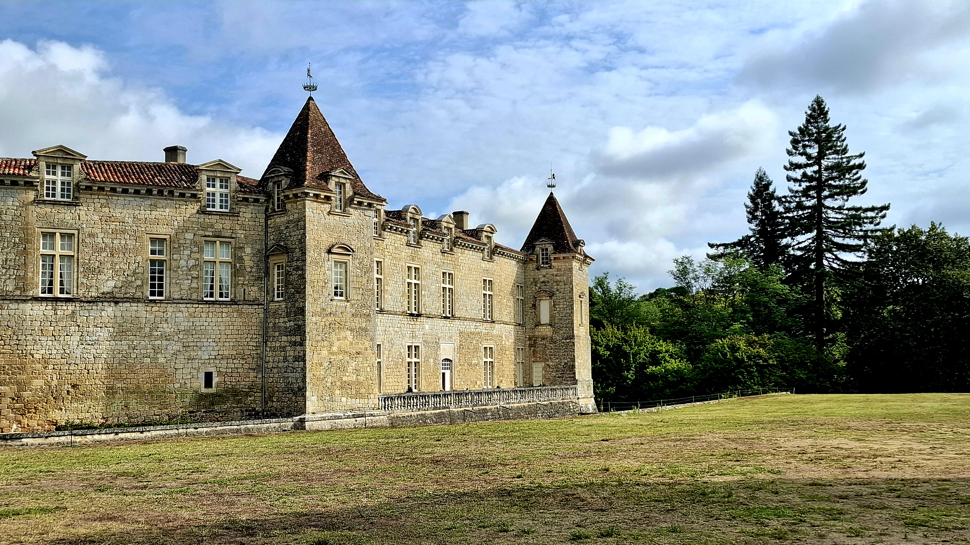 Chateau Royal de Cazeneuve