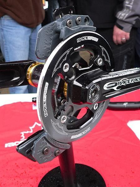 Race Face revises its chain guide for '07.