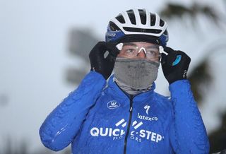 Elia Viviani is ready for the weather during stage 8 at Paris-Nice