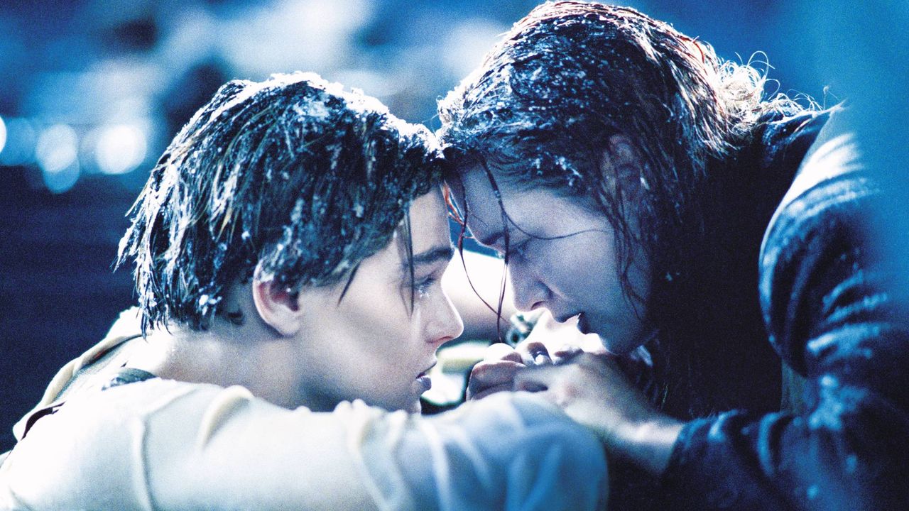 Leonardo DiCaprio and Kate Winslet in Titanic 