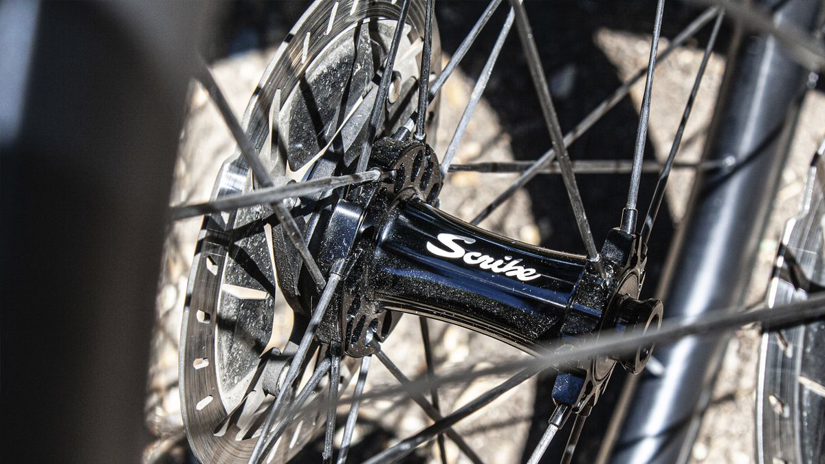 Scribe Elan Wide+ 32-D Carbon Spoke wheelset