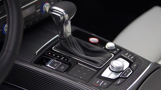 Audi S7 Sportback central control