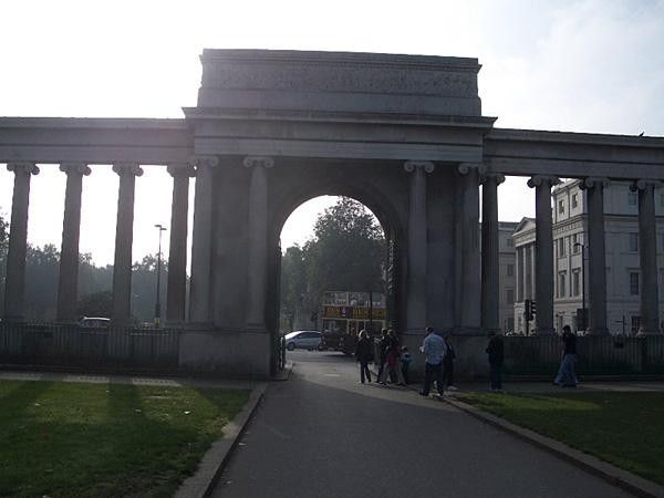 Back out through the gates onto Hyde Park Corner