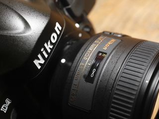 Nikon D4