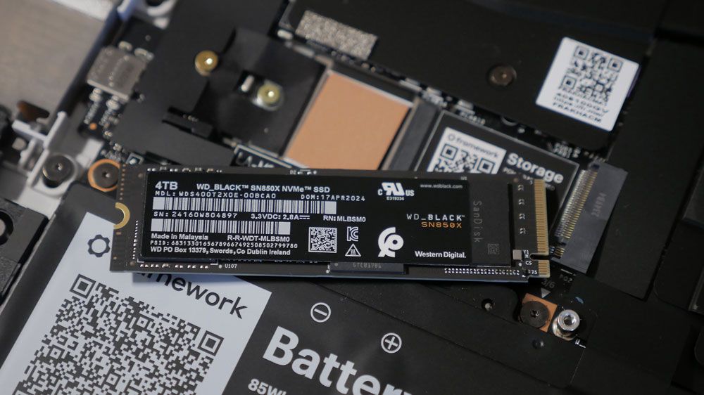 building laptop with SSD out