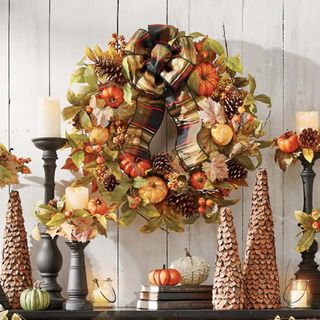 Thanksgiving decorations wreath
