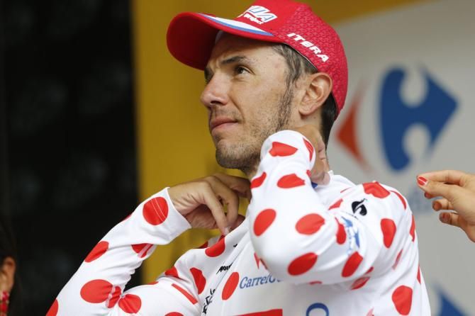 Joaquim Rodr&iacute;guez wears the polka dot jersey for another day