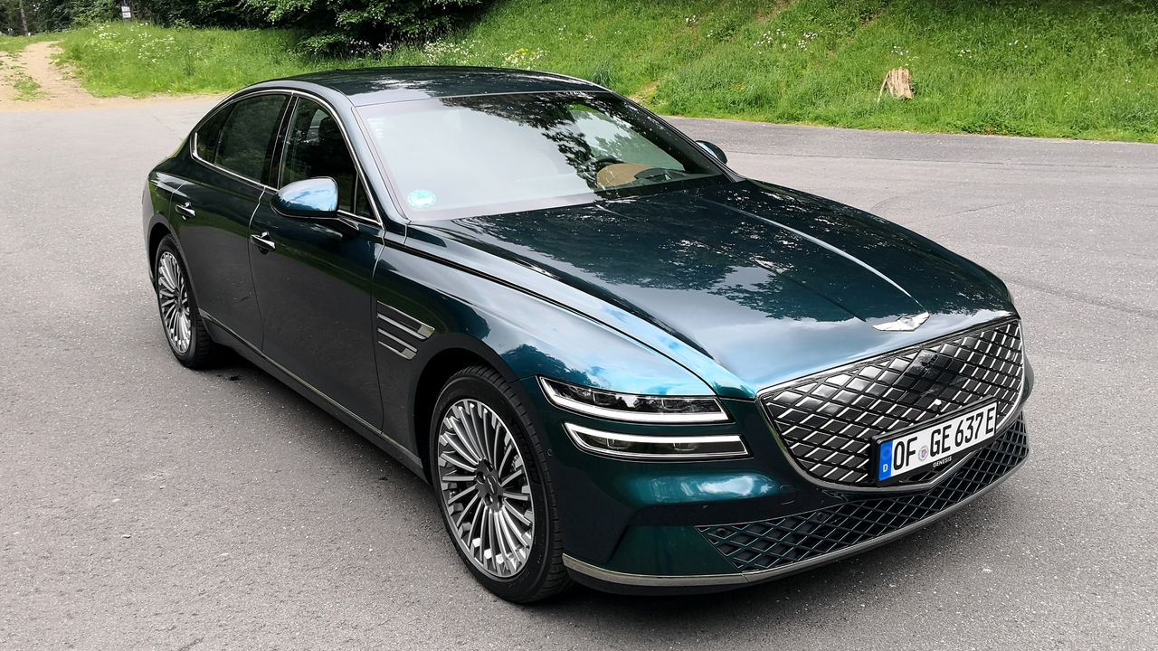 Genesis Electrified G80