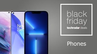 Black Friday-erbjudanden på mobiler 2022: iPhone 13 Pro, Galaxy S21, OnePlus 9 på en grå bakgrund
