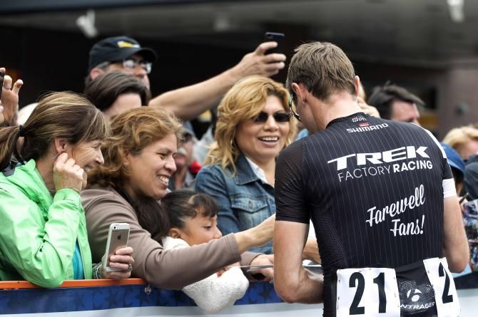 Jens Voigt (Trek) signing autographs for fans