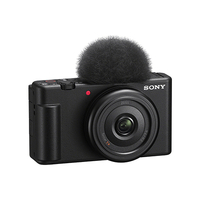 Sony ZV-1F: de $17,999 a sólo $9,261
Cuenta con el mismo sensor de 1 pulgada y 20 MP que la ZV-1, pero tiene un objetivo fijo de 20 mm ideal para vlogging. Micrófono direccional incorporado de 3 cápsulas para grabar audio de alta calidad