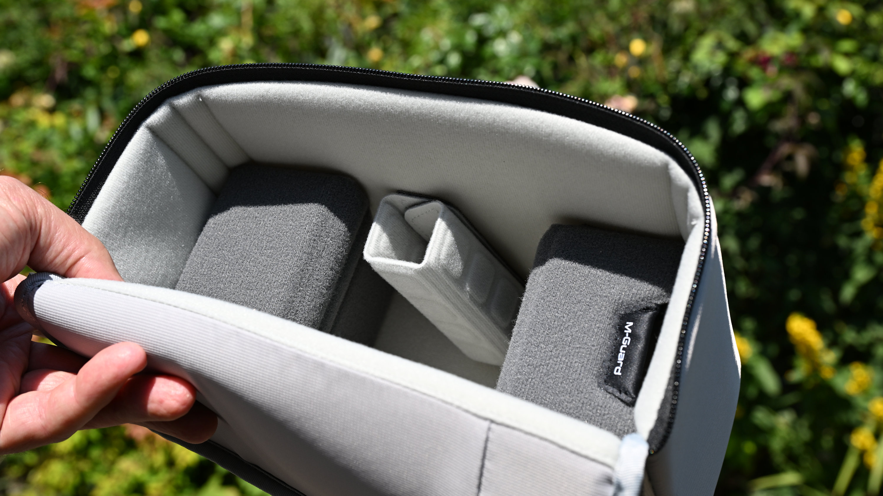 Manfrotto Uncover Messenger / Sling product image