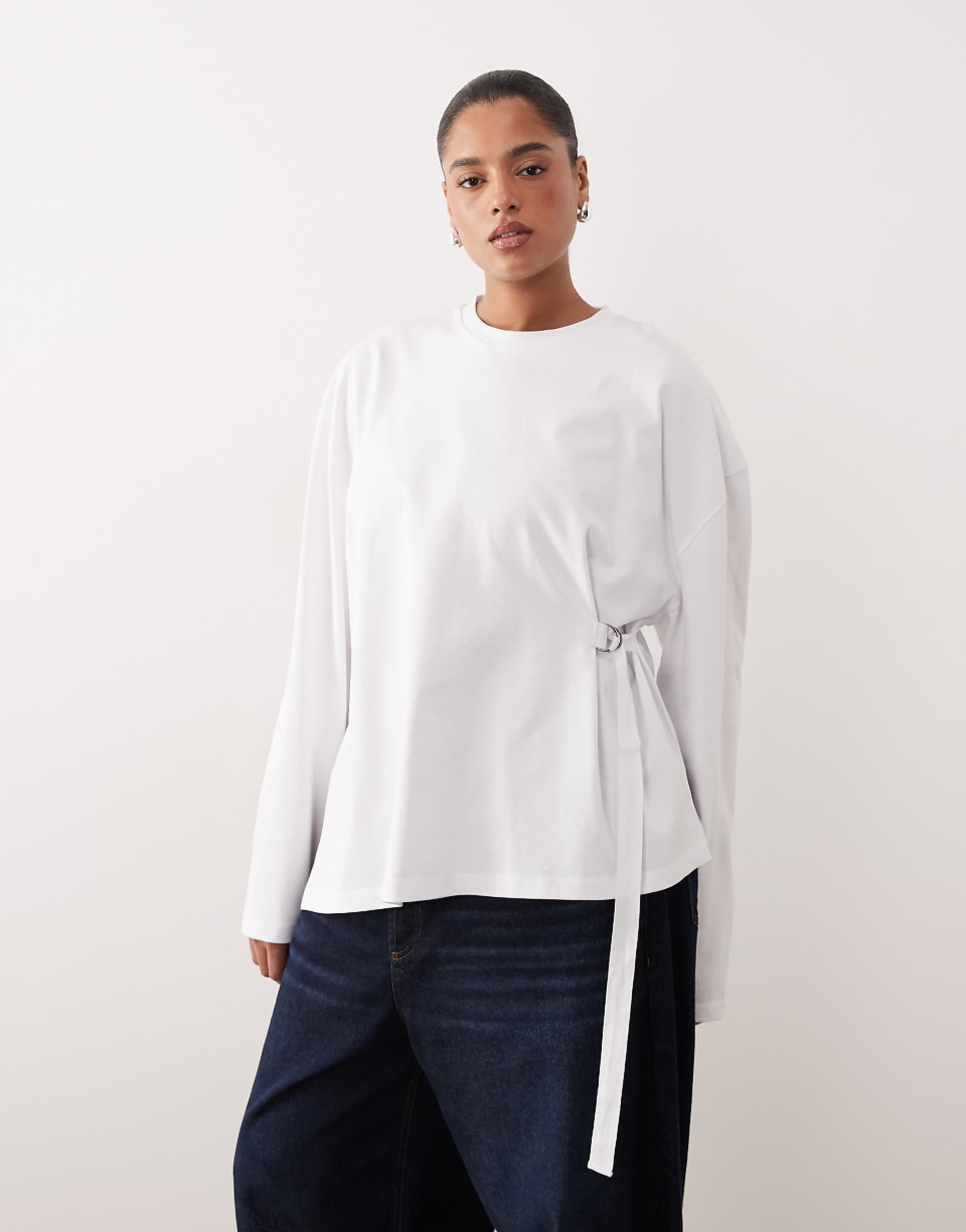 Arrange Curve Side Buckle Long Sleeve Tee in White