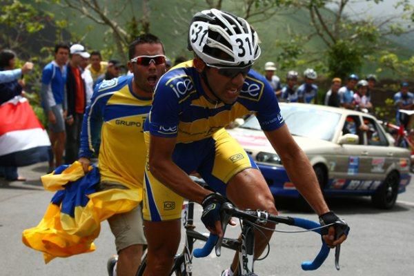 Marco Salas (Grupo Ice) receives some encouragement en route to his fifth place finish.