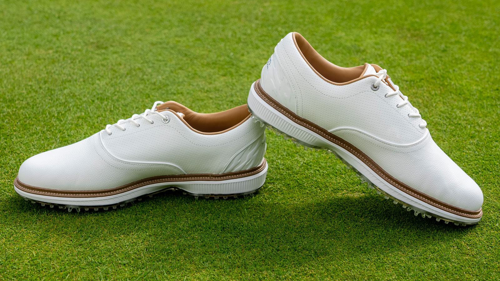 Sun Day Red Pioneer Cypress golf shoe review