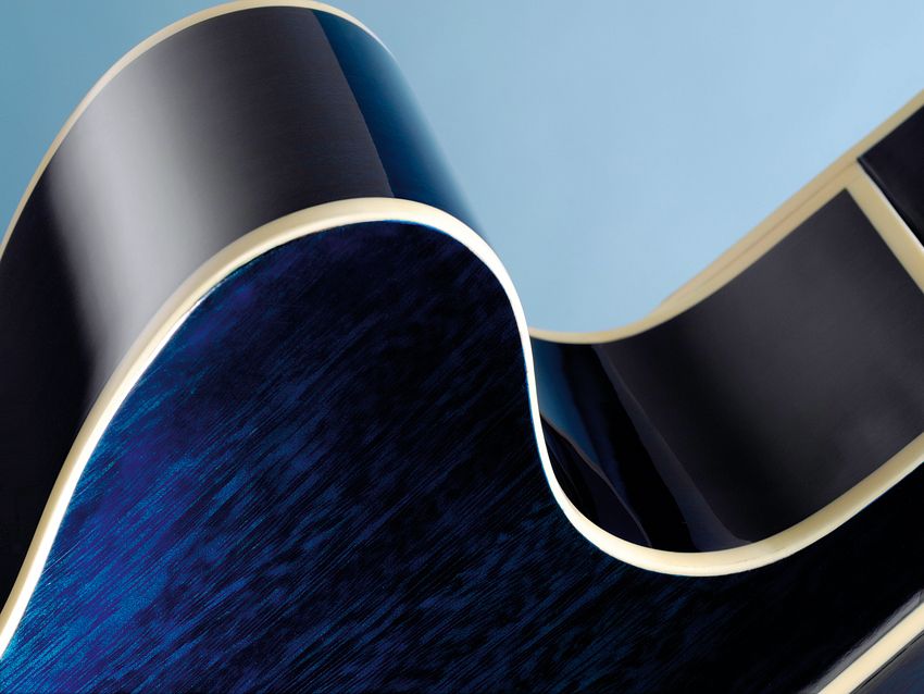 The steep slope of the cutaway on the VEC350 offers excellent access to the upper frets
