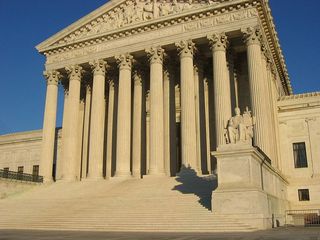 United States Supreme Court | Image Attributed to Duncan Lock, Creative Commons, December 2004
