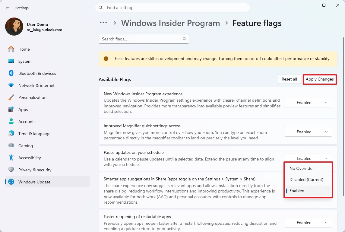 Settings window for Windows Insider Program feature flags, showing options to enable or disable features. &amp;ldquo;Apply Changes&amp;rdquo; button is highlighted.