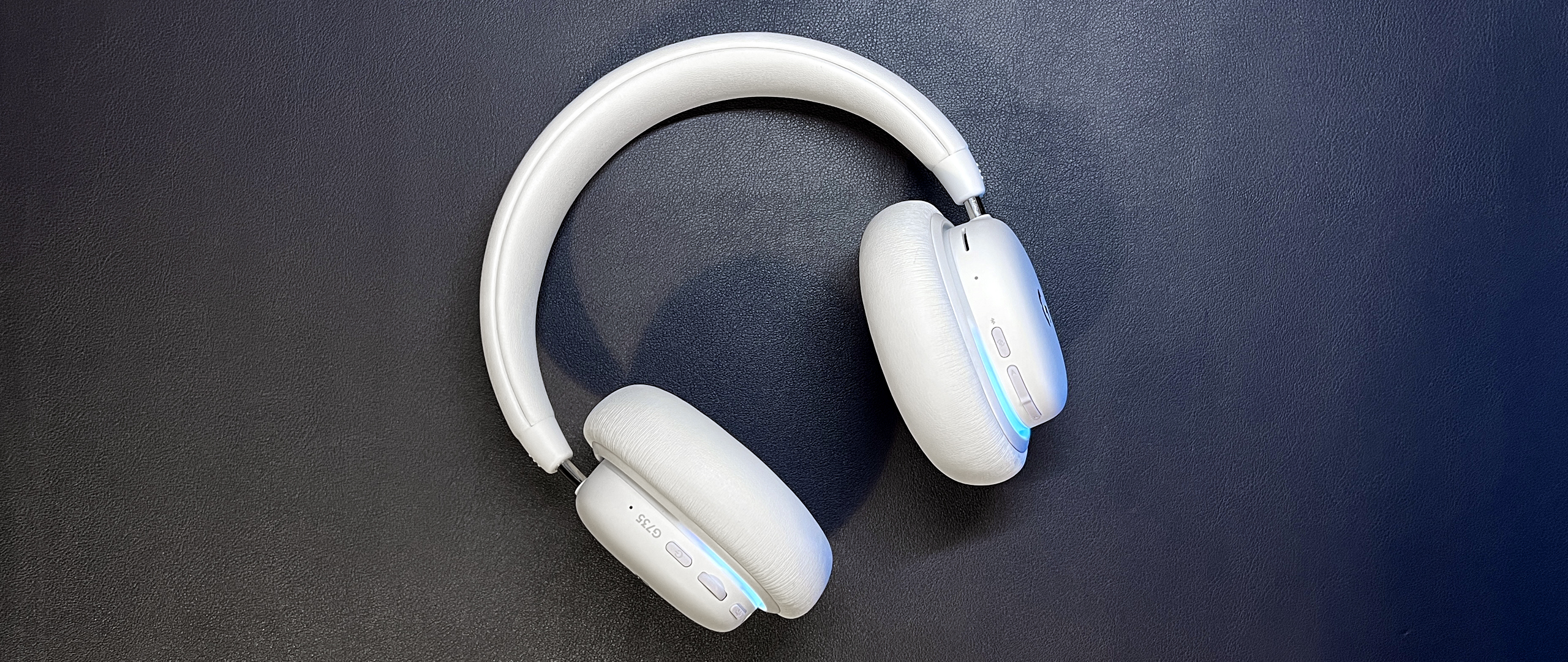 Logitech G735 Review: Not the First White Headset