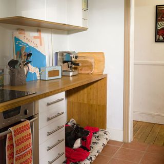 kitchen room with wooden worktop and drawers