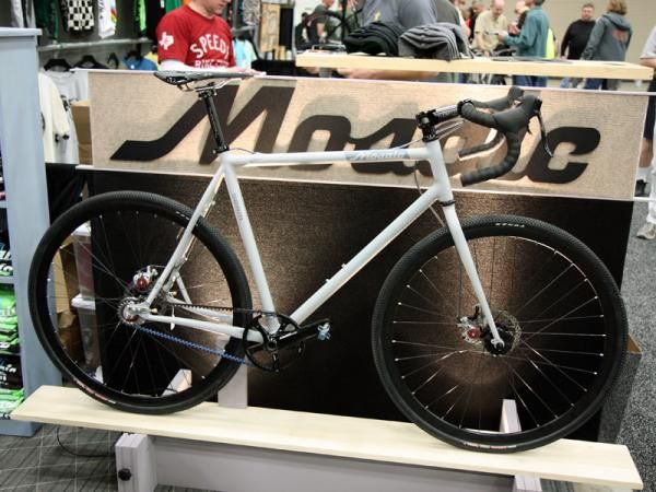 Like many builders at NAHBS, Mosaic included a disc-equipped 'cross bike in its collection of display bikes.