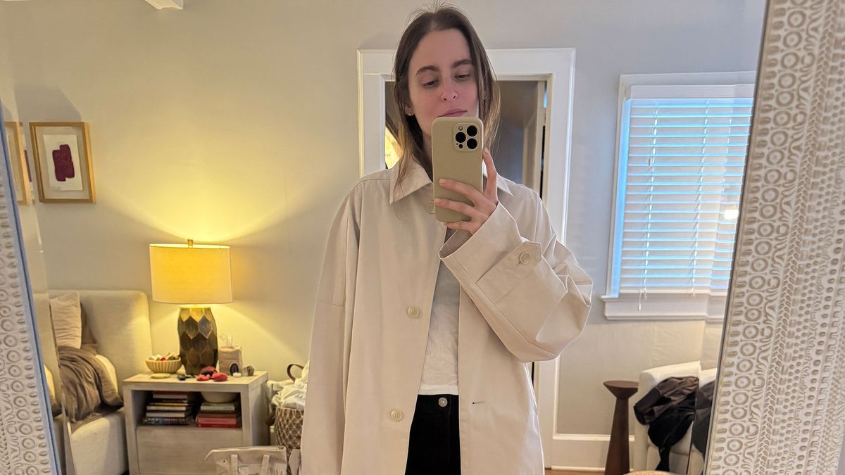 I Work in Fashion in NYC, and This Is My Capsule Wardrobe (Chic Outfits Happen With It)