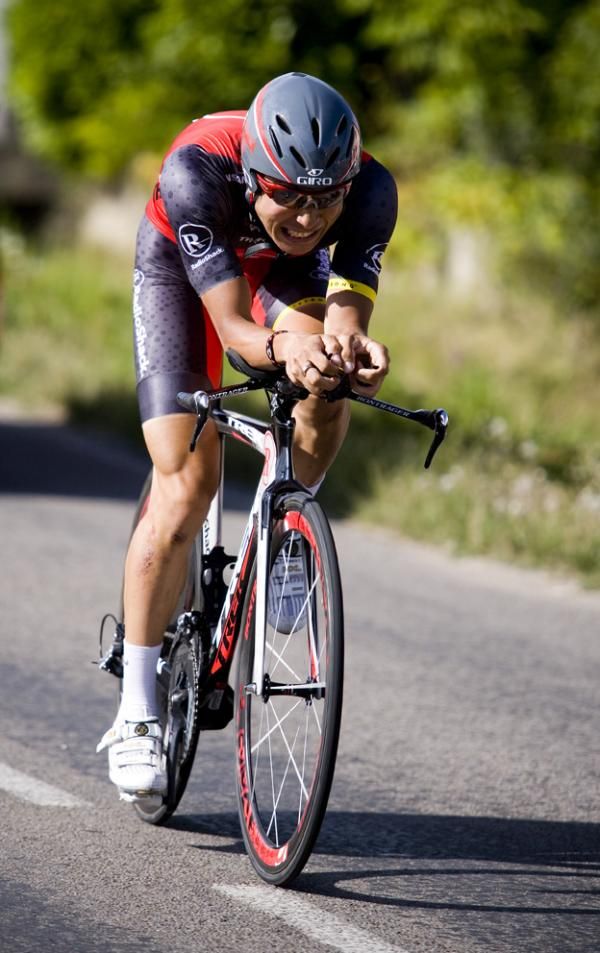Fumiyuki Beppu (Team Radioshack) gives his all during the time trial.
