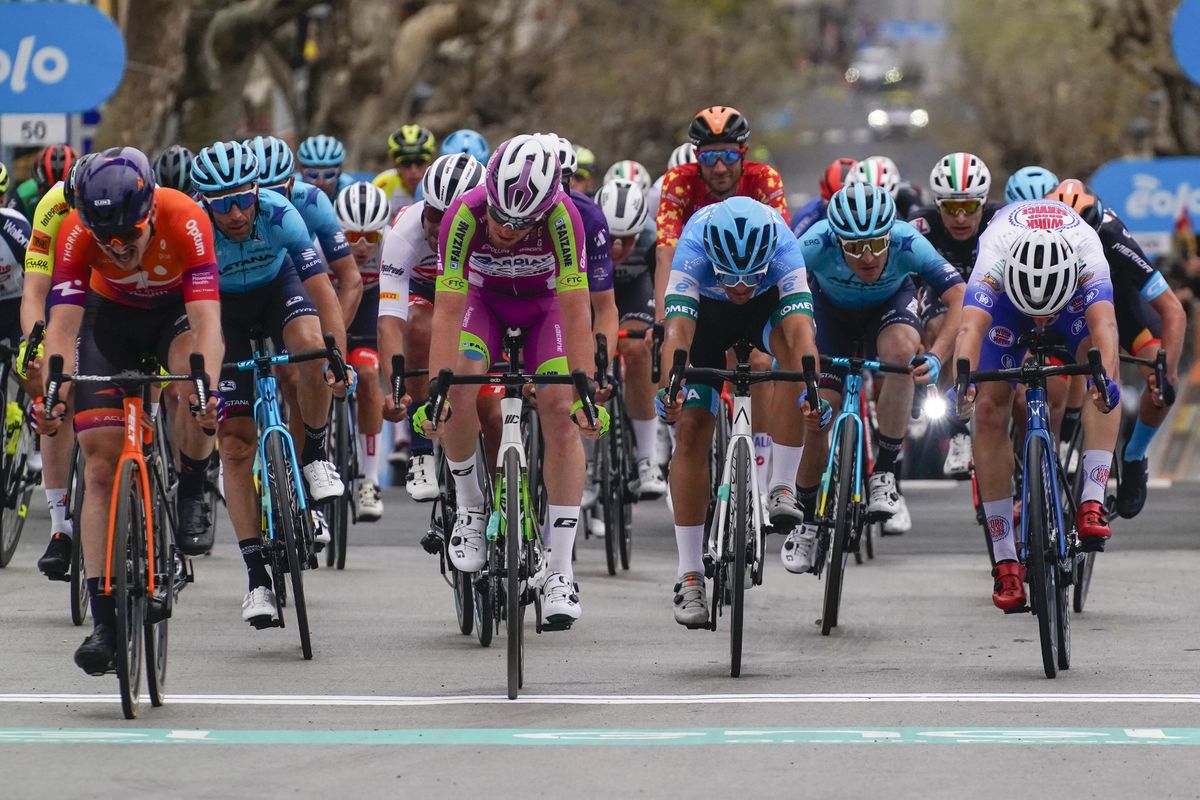 Giro di Sicilia 2022 - 3rd Edition - 3rd stage Realmonte - Piazza Armerina 171 km - 14/04/2022 - Pier-Andr&Atilde;&copy; Cote (CAN - Human Powered Health) - Filippo Fiorelli (ITA - Bardiani - CSF - Faizan&Atilde;&uml;) - photo Massimo Fulgenzi/SprintCyclingAgency&Acirc;&copy;2022