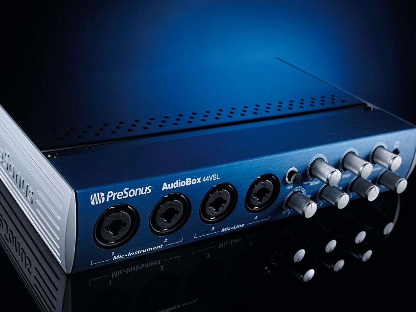 The 44VSL is a smart-looking piece of kit.