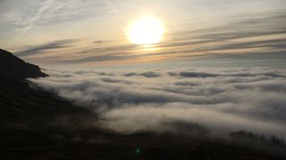 Dumgoyne Hill Loop: cloud inversion