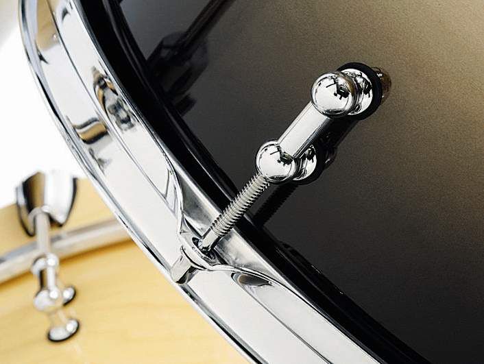 100% maple shells are made to the same specifications as all Spaun drum shells - 8-ply and 5.5mm thick on each drum