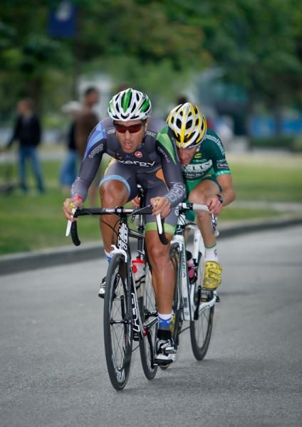 The break &ndash; Carlos Alzate and Marsh Cooper