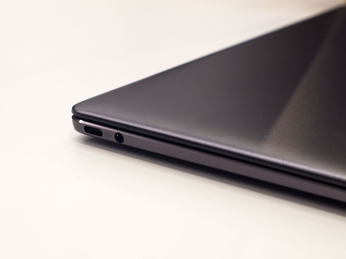MateBook X