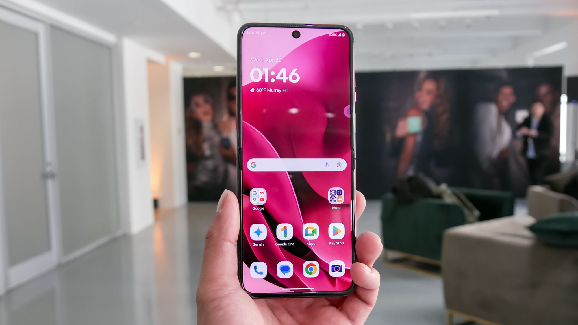 Motorola Razr Ultra 2025 اعمال می شود.