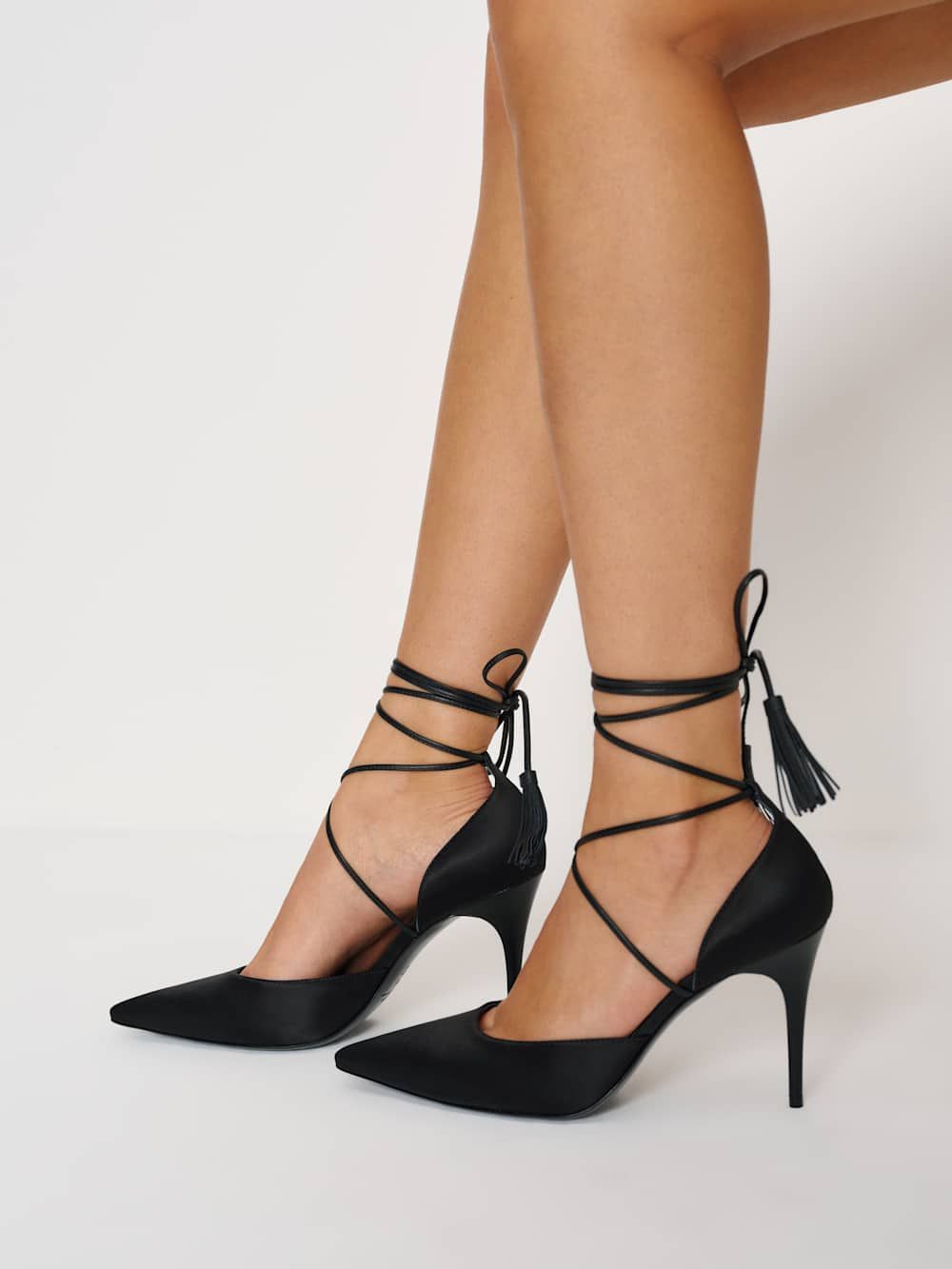 Reformation Julia Tassel Pump