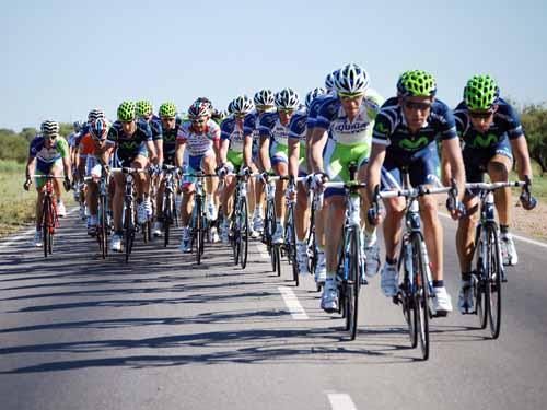 Jose Serpa ensconced in the peloton en route to the overall lead.