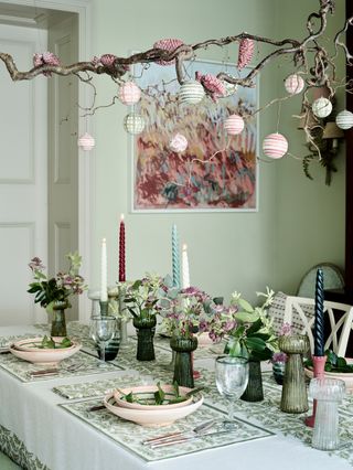 Christmas table styling tips – from designer Birdie Fortescue | Homes ...