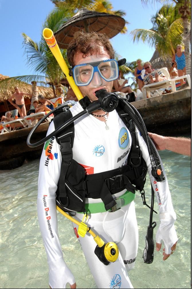 Alejandro Valverde went scuba diving in a skin suit