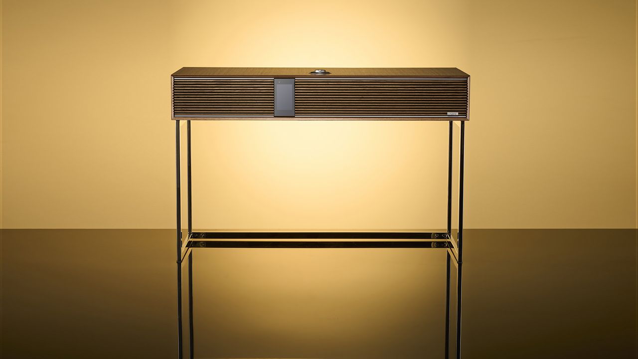 Ruark Audio R810