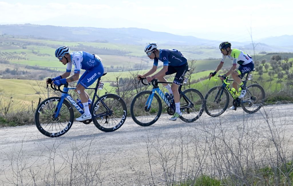 The early break of the 2023 Strade Bianche
