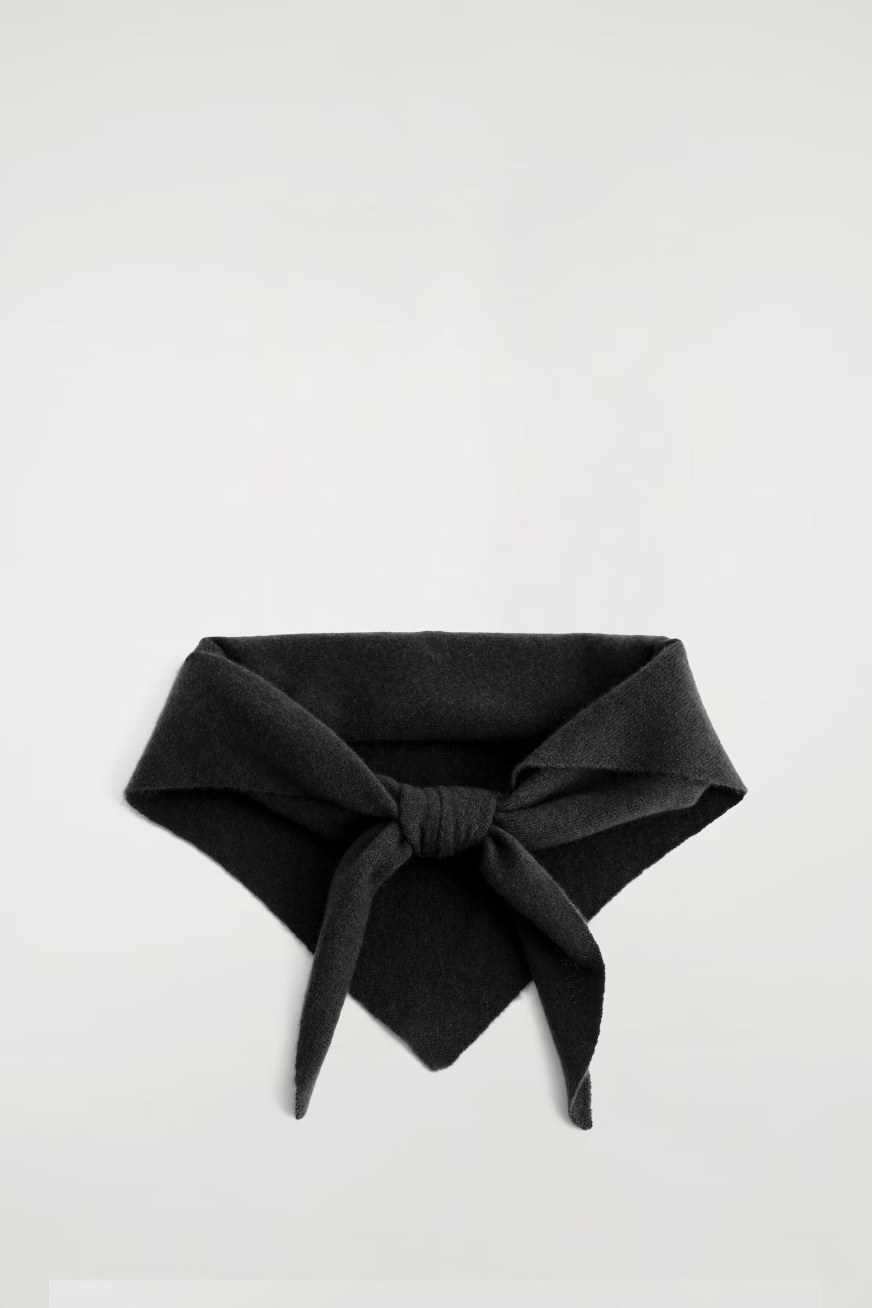 COS, PURE CASHMERE TRIANGLE SCARF