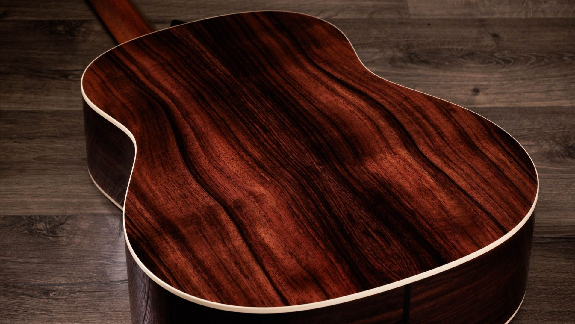 Taylor Gold Label Grand Pacific 717e in Sunburst with Cream pickguard