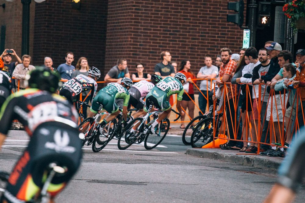 The final turn was tight and narrow, a major challenge before the finishing straight